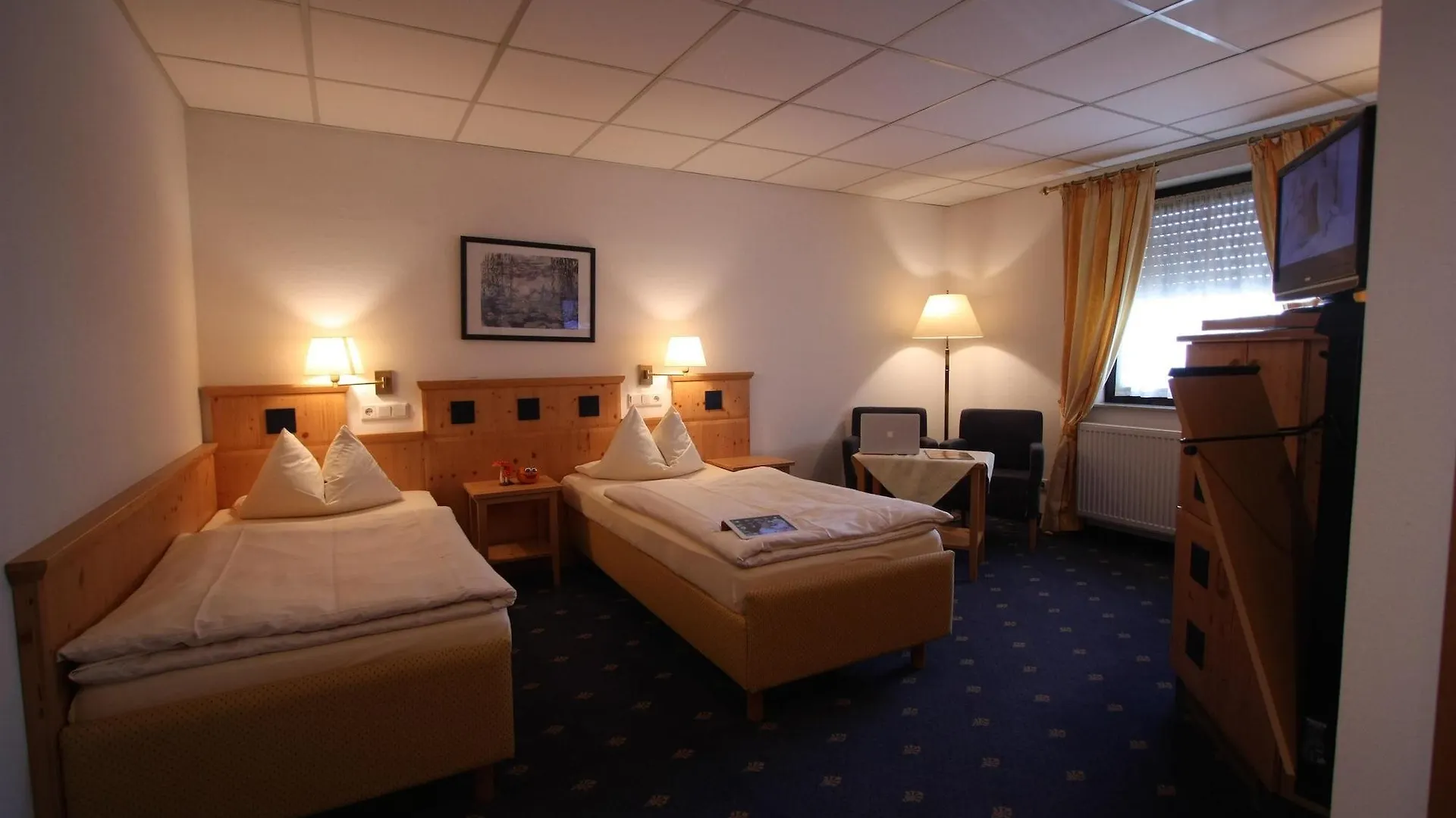 Hotel Zum Loewen Moerfelden-Walldorf