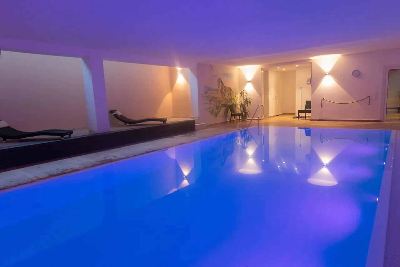 Hotel Zum Loewen contacts